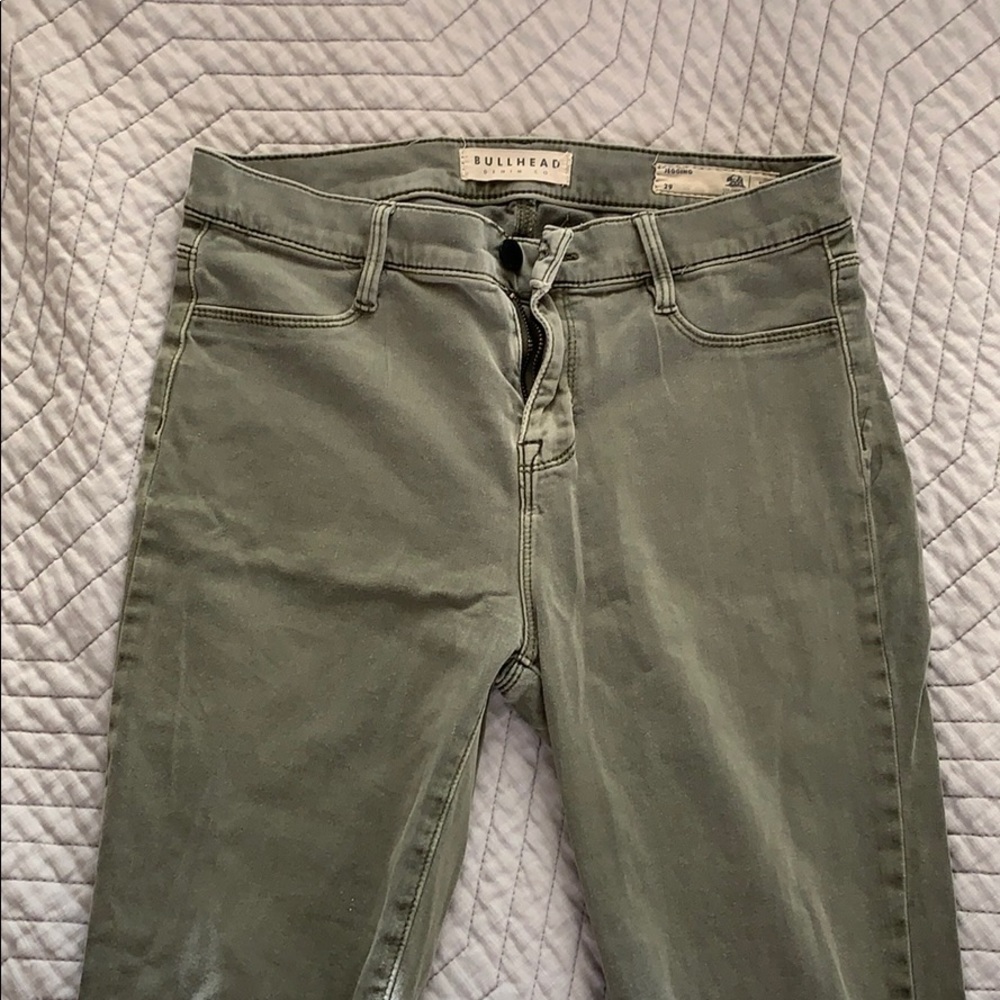 Green jeggings